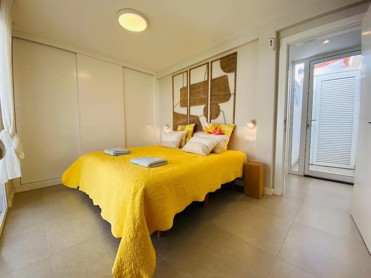 Spectacular 3-Bedroom Bungalow In Playa Del Ingles San Bartolome de Tirajana  0*, San Bartolome de Tirajana (Gran Canaria) Spain