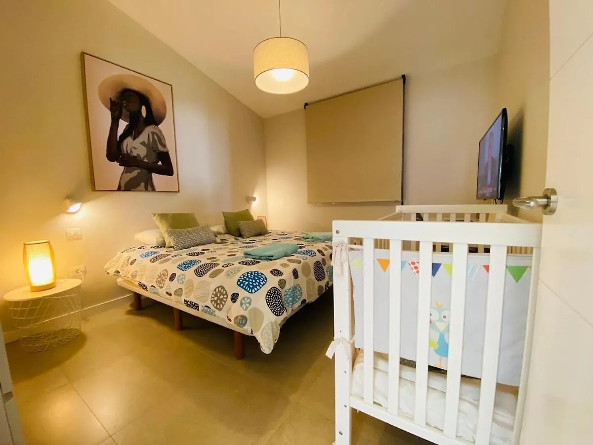 Villa Spectacular 3-Bedroom Bungalow In Playa Del Ingles San Bartolome de Tirajana  Spain